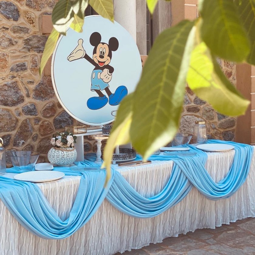 Στολισμός εκκλησίας θέμα Mickey + 50 άτομα Candybar